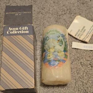 Vintage 1986 Avon Gift Collection Candle with Swan and Ducklings